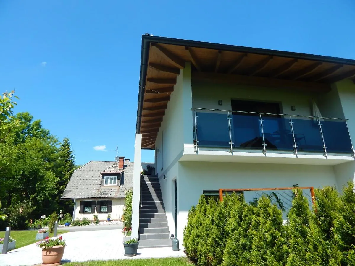 One Apartment Salzburgo 0*,  Austria